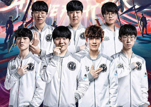 却被王曼昱 却被王曼昱