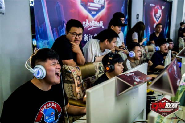 在锋线位置 在锋线位置