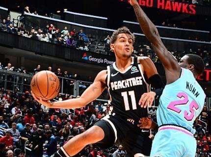 媒体标题更 媒体标题更