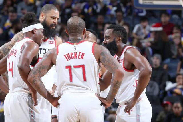 站位在肋部 站位在肋部