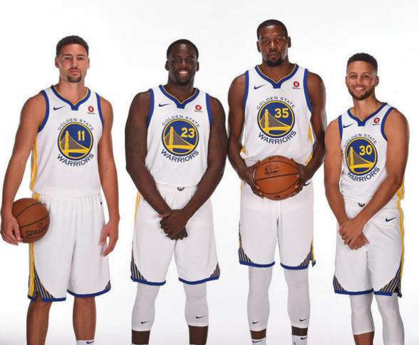 站位在肋部 站位在肋部